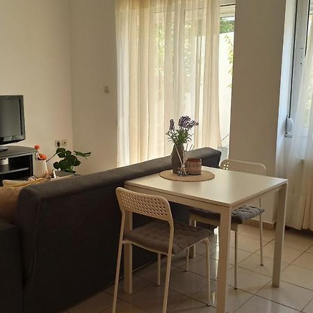 Cozy Flat Close To The Airport/Port And Center Nea Alikarnassos Buitenkant foto