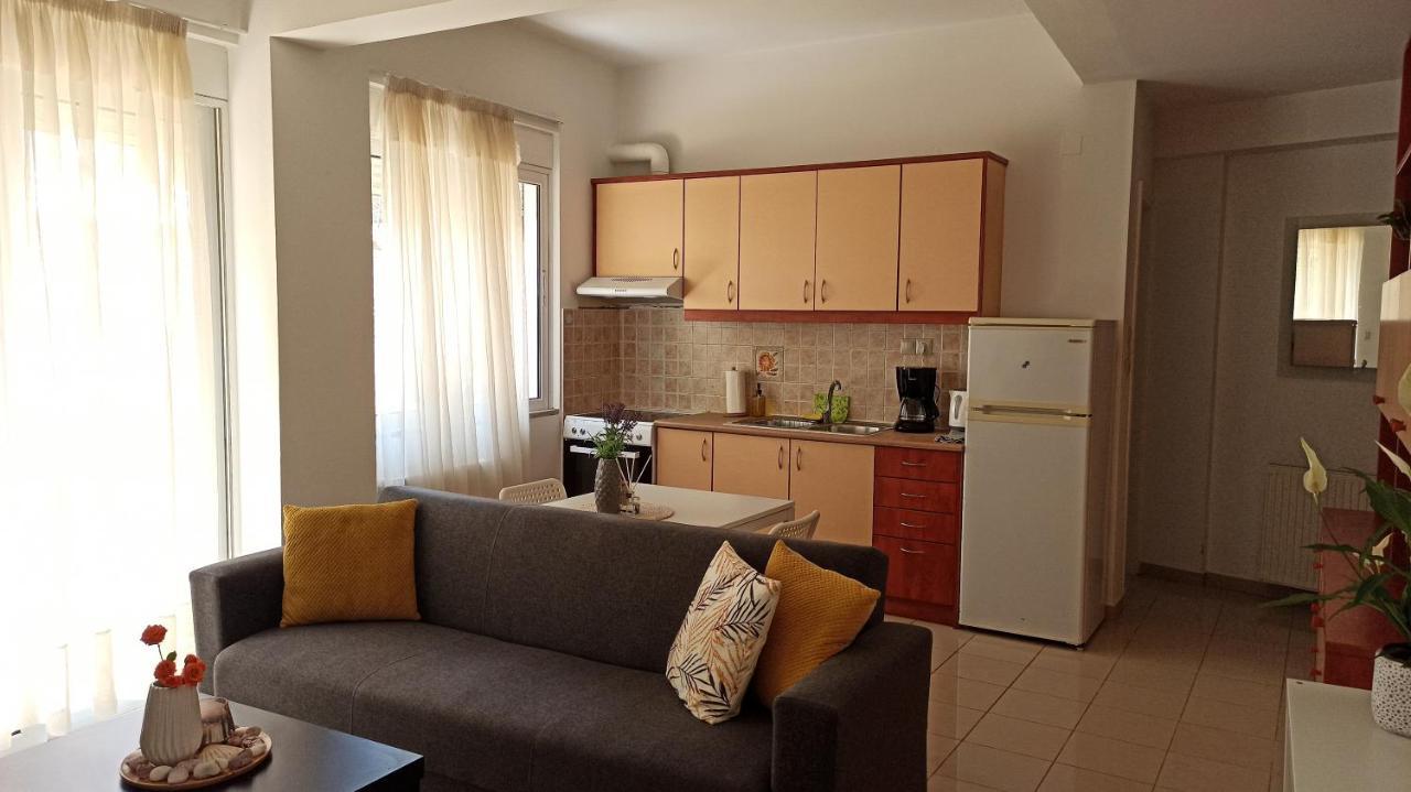 Cozy Flat Close To The Airport/Port And Center Nea Alikarnassos Buitenkant foto
