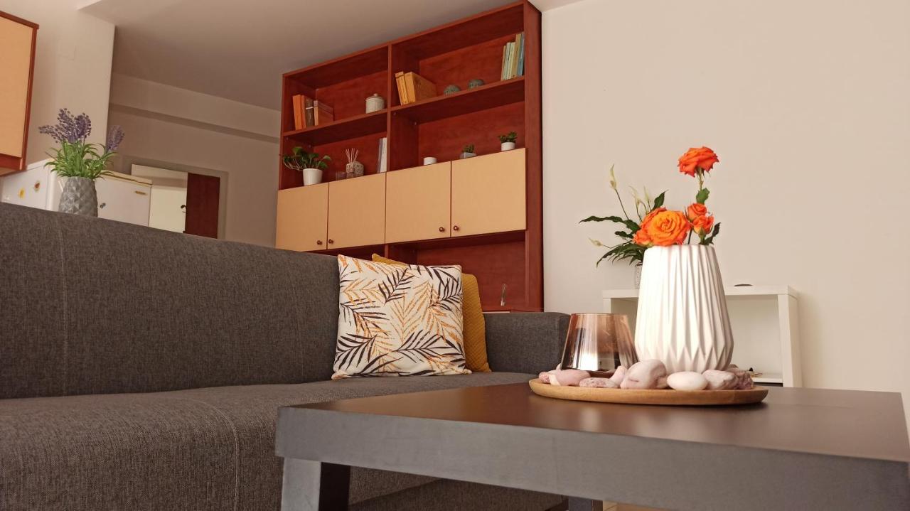 Cozy Flat Close To The Airport/Port And Center Nea Alikarnassos Buitenkant foto